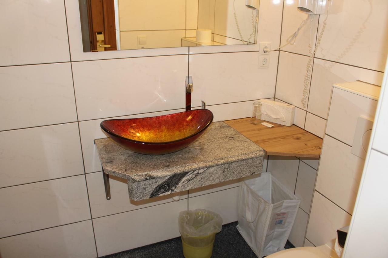 Gasthof Zellerstuben 齐勒河谷采尔 外观 照片